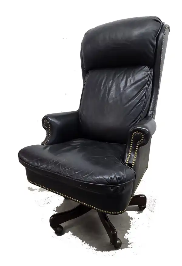 Classic Tufted Executive Chair, Movie rental